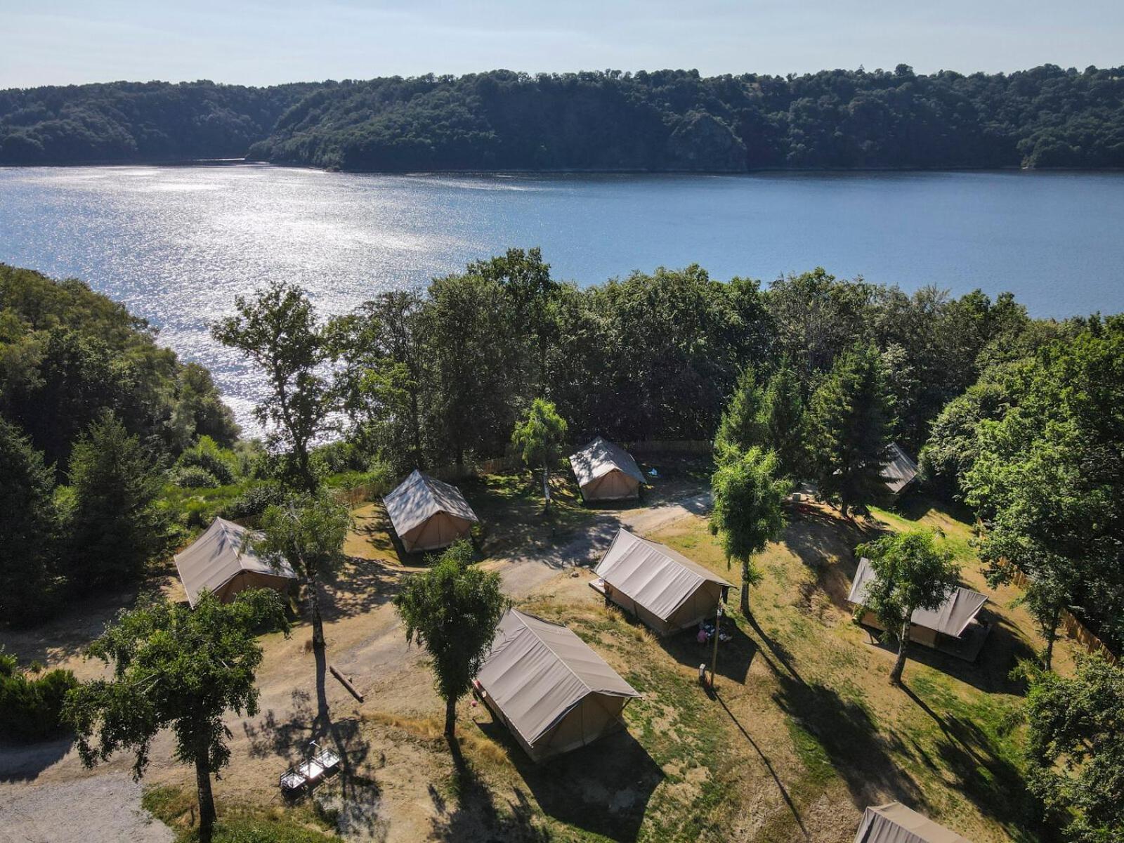 Huttopia Lac De La Siauve Lanobre Luaran gambar